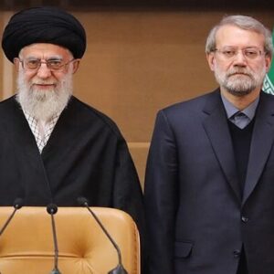 تصاویر حضور رهبر شهید انقلاب در صدا و سیما در زمان ریاست شهید لاریجانی