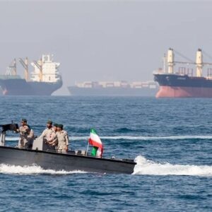 خط و نشان کشیدن خواننده سنتی ایرانی برای شیوخ خلیج فارس