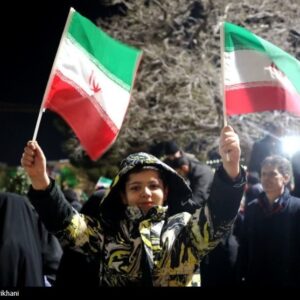 خون شهدا، رمز اتحاد ملت در میدان و پشتوانه قوی میز مذاکره + فیلم