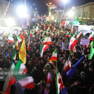 زنجانی‌ها همچنان پای کار نظام مقدس جمهوری اسلامی ایران و وطن