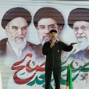 سرهنگ ملک‌علی‌پور: پیام نیروهای مسلح به مردم ماندن در میدان است
