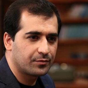 شعرخوانی حمید برقعی در پاتوق هنرمندان/ما اربعین «وَ اعْتَصِمُوا» هستیم