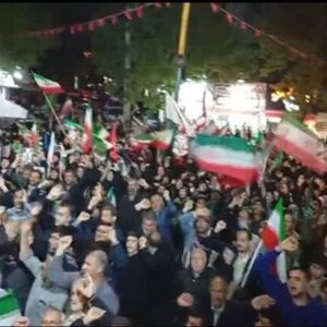 فریاد «هیهات منا الذله» خرم‌آبادی‌ها در سنگر خیابان