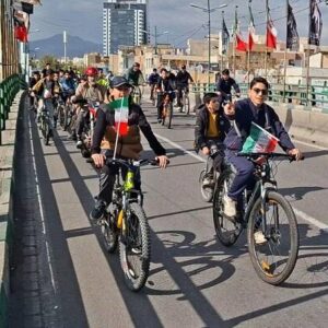 کاروان دوچرخه‌سواری «در رکاب ایران» دانش آموزان قزوینی