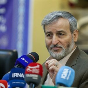 قطع تمام اجراهای قاری سلفی کویتی در رادیو قرآن
