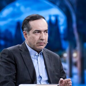 ماجرای عکسِ شهید لاریجانی که فرماندهان با او خداحافظی کردند