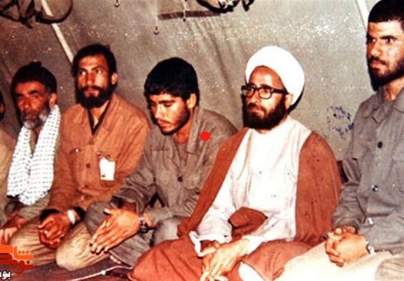 مروری بر حماسه چگوارای ایرانی در خلیج فارس جنگ آمریکا و رژیم صهیونیستی علیه ایران , خلیج فارس , تنگه هرمز ,