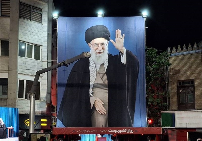 چشم‌مان به پرده آبی خشک شد، دلمان لرزید؛ آقای "کشوردوست" محبوب