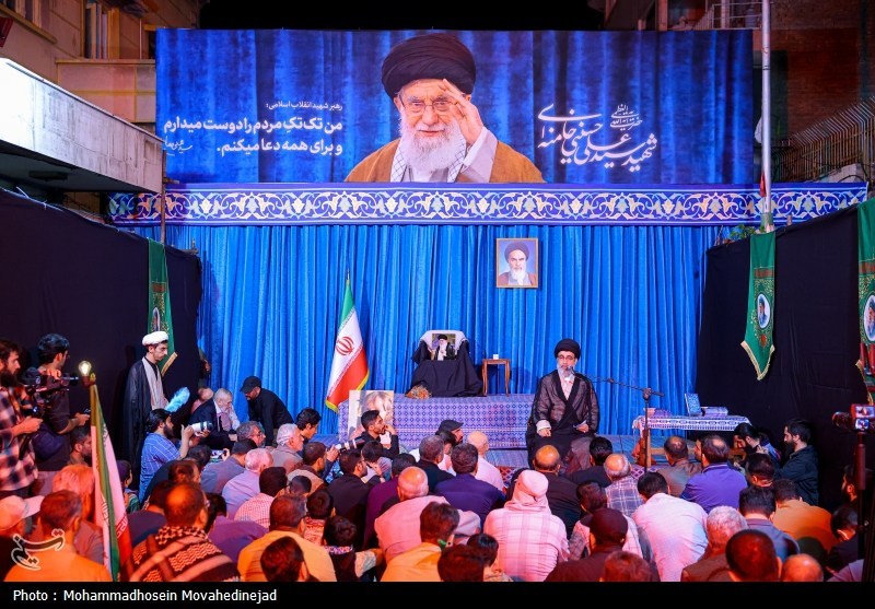 کتاب در آغوش نیل با موضوع سنتهای الهی از نگاه رهبر شهید منتشر شد آیتالله سید علی خامنهای , کتاب ,