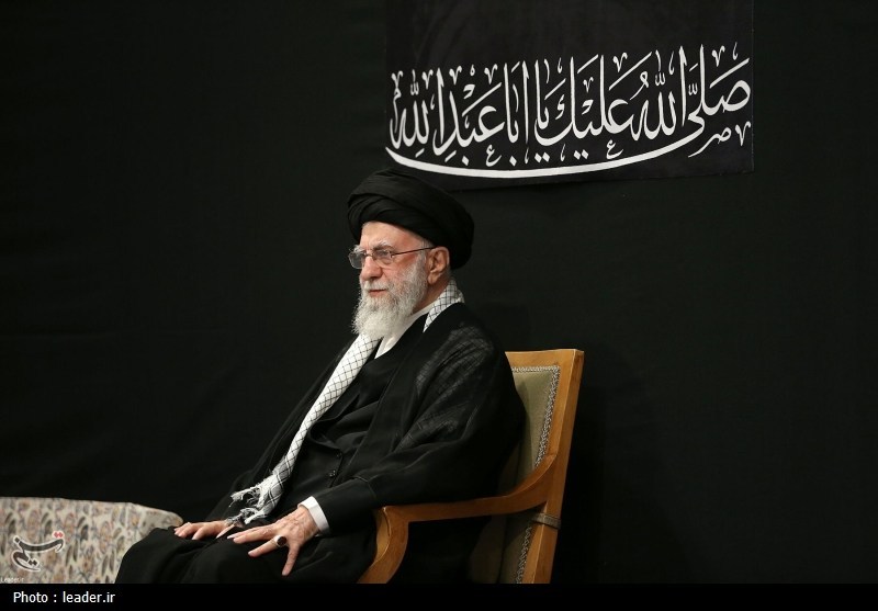 دلتنگی شاعران برای مجلس عزای حسینیه امام خمینی(ره) دلتنگی شاعران برای مجلس عزای حسینیه امام خمینی(ره)