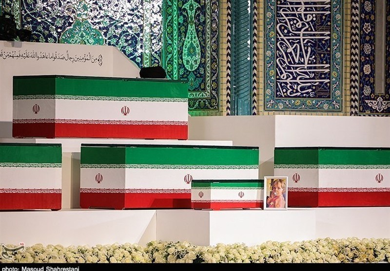 ابلاغ پیام ماناى شکست‌ناپذیرى ایران به جهان