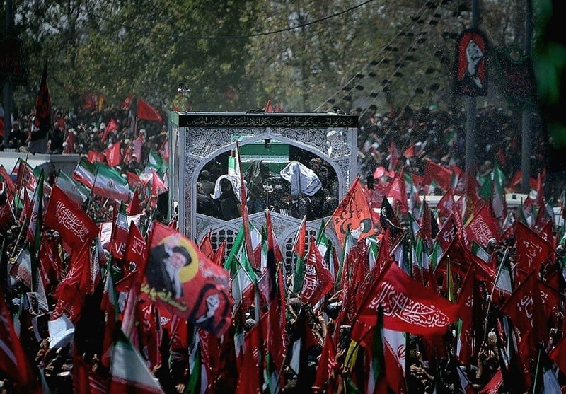 تشییع میلیونی آقای شهید ایران به روایت سارا عرفانی تشییع , تشییع رهبر شهید , تشییع امام شهید , تشییع آیتاللهالعظمی سید علی خامنهای , شهید ,