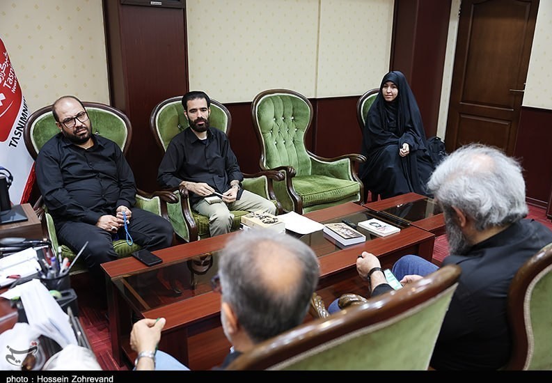صدسال دیگر هم به سرنوشت حاجاحمد پی نخواهیم برد/رفتن حاجی مشکوک بود! صدسال دیگر هم به سرنوشت حاجاحمد پی نخواهیم برد/رفتن حاجی مشکوک بود!