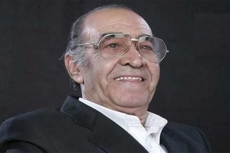 آخرین آواز پهلوان؛ وقتی ایرج میان مردم بدرقه شد آخرین آواز پهلوان؛ وقتی ایرج میان مردم بدرقه شد