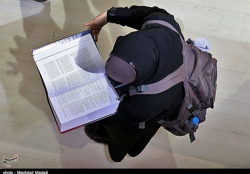 برگزاری نمایشگاه کتاب تاریخ با شعار «یک تجربه تاریک»