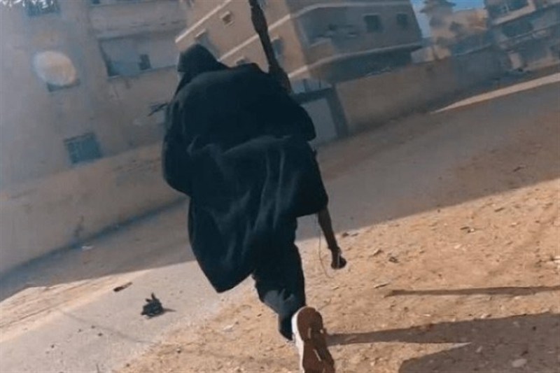 خیابانهای غزه زیر پای «زورو»/معمای مرد پالتوپوش آشکار شد کشور فلسطین , شهید , نوار غزه , حماس , حماسه و مقاومت , رژیم صهیونیستی (اسرائیل) ,