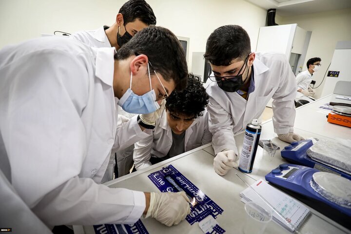 کاشان در حفظ متخصصان عقب مانده است
