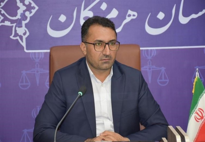 رئیسکل دادگستری هرمزگان: حمله به مدرسه میناب کاملاً عامدانه بود رئیسکل دادگستری هرمزگان: حمله به مدرسه میناب کاملاً عامدانه بود