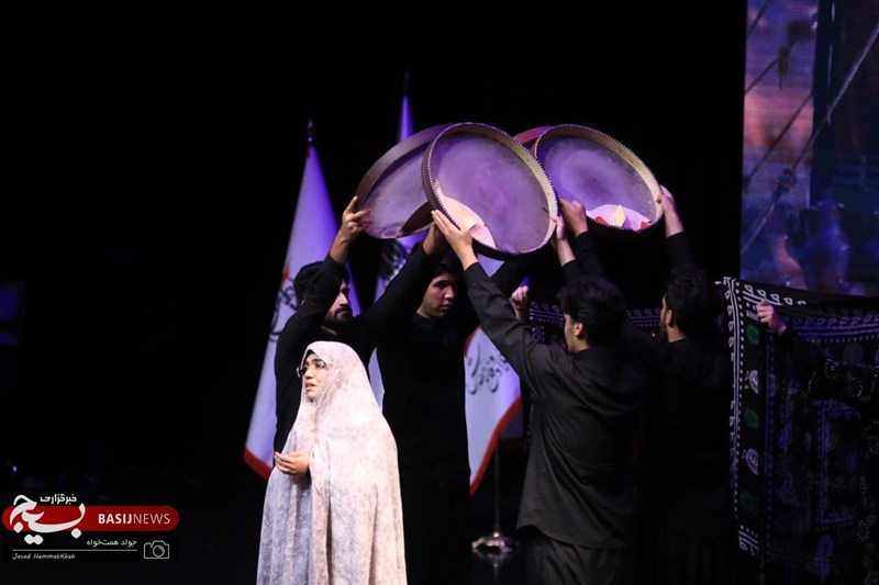«سنگر تئاتر» در میانه جنگ؛ جشنواره مقاومت چه روایتی دارد؟ «سنگر تئاتر» در میانه جنگ؛ جشنواره مقاومت چه روایتی دارد؟